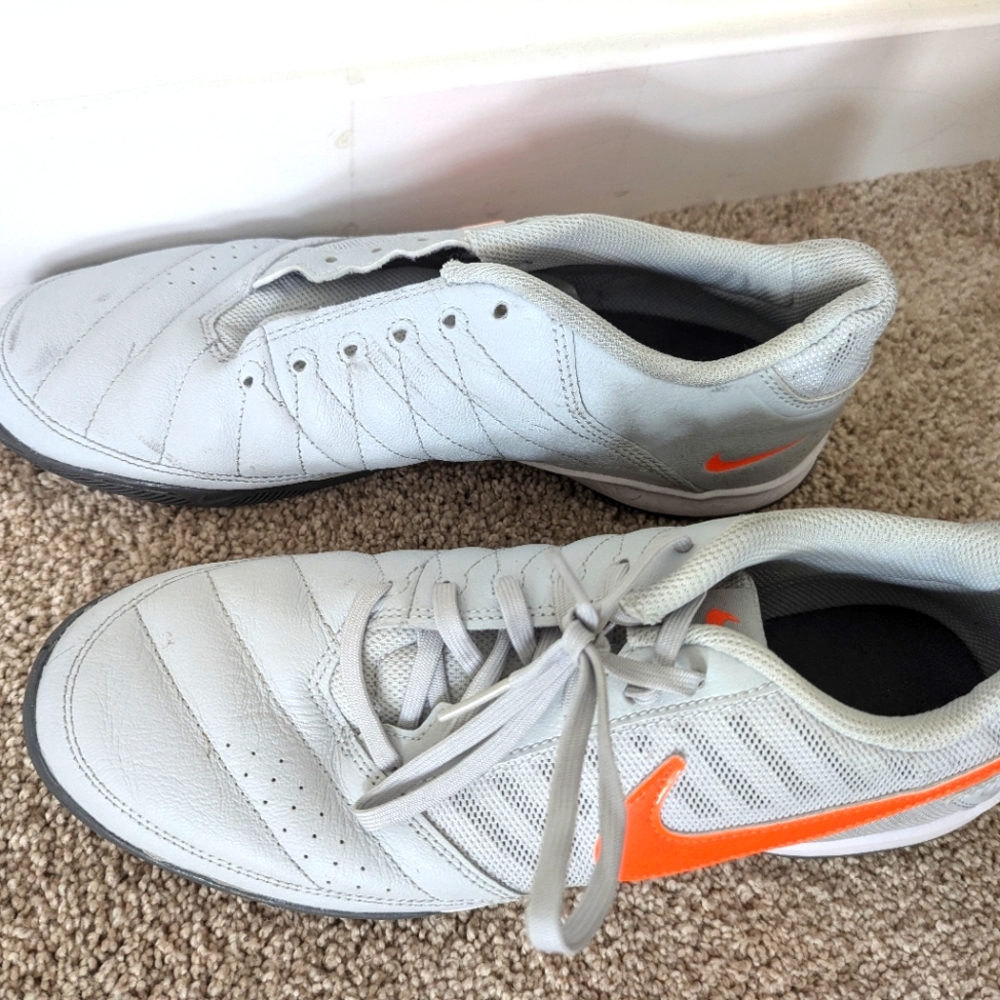 Nike Gato II